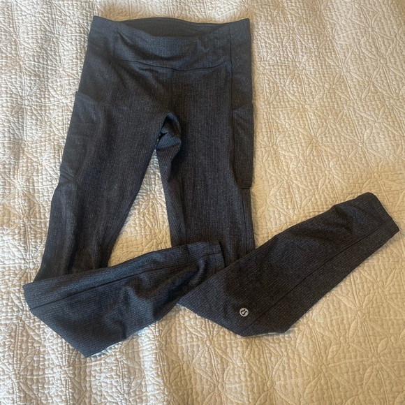 Lululemon Charcoal herring bone Leggings size 6 - Picture 1 of 6